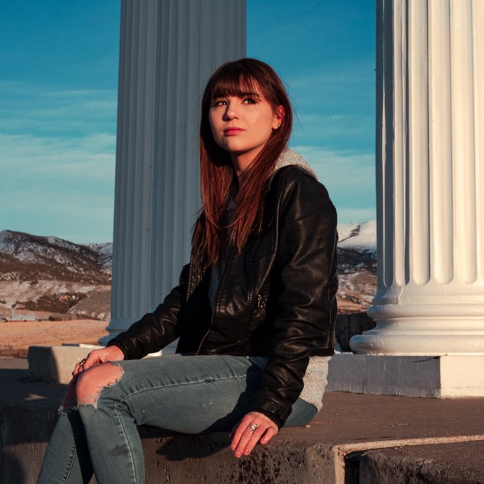 2 pic. Missing sunshine and good company. 💛 https://t.co/OxDx6LoPA0