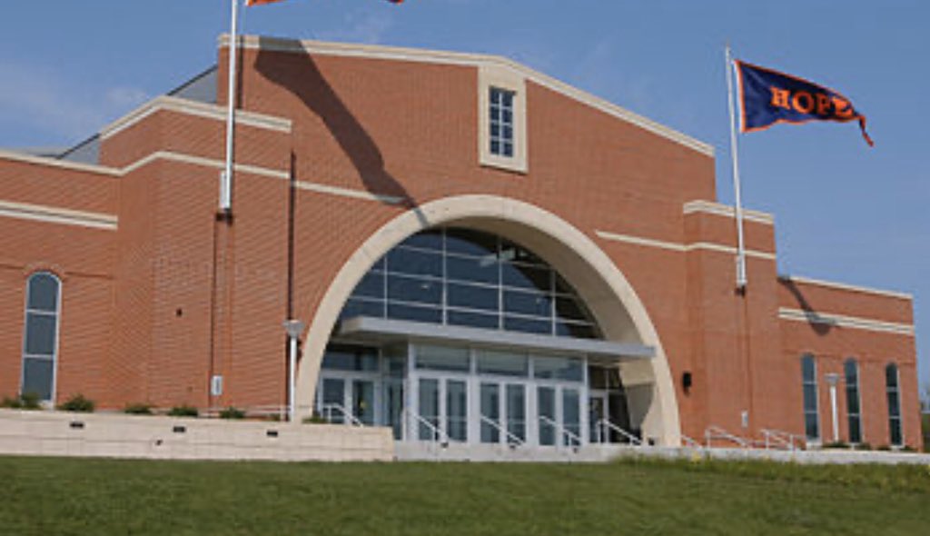 TweetsbyCoachP's tweet image. The College Basketball Process 

🚨🚨D3 Facility Spotlight🚨🚨

DeVos Fieldhouse @HopeCollege 

This 3,400+ seat arena makes many D1s envious! An amazing &amp;amp; beautiful facility

PLEASE don’t respond with other schools..I’ll do others later...let’s highlight each one individually
