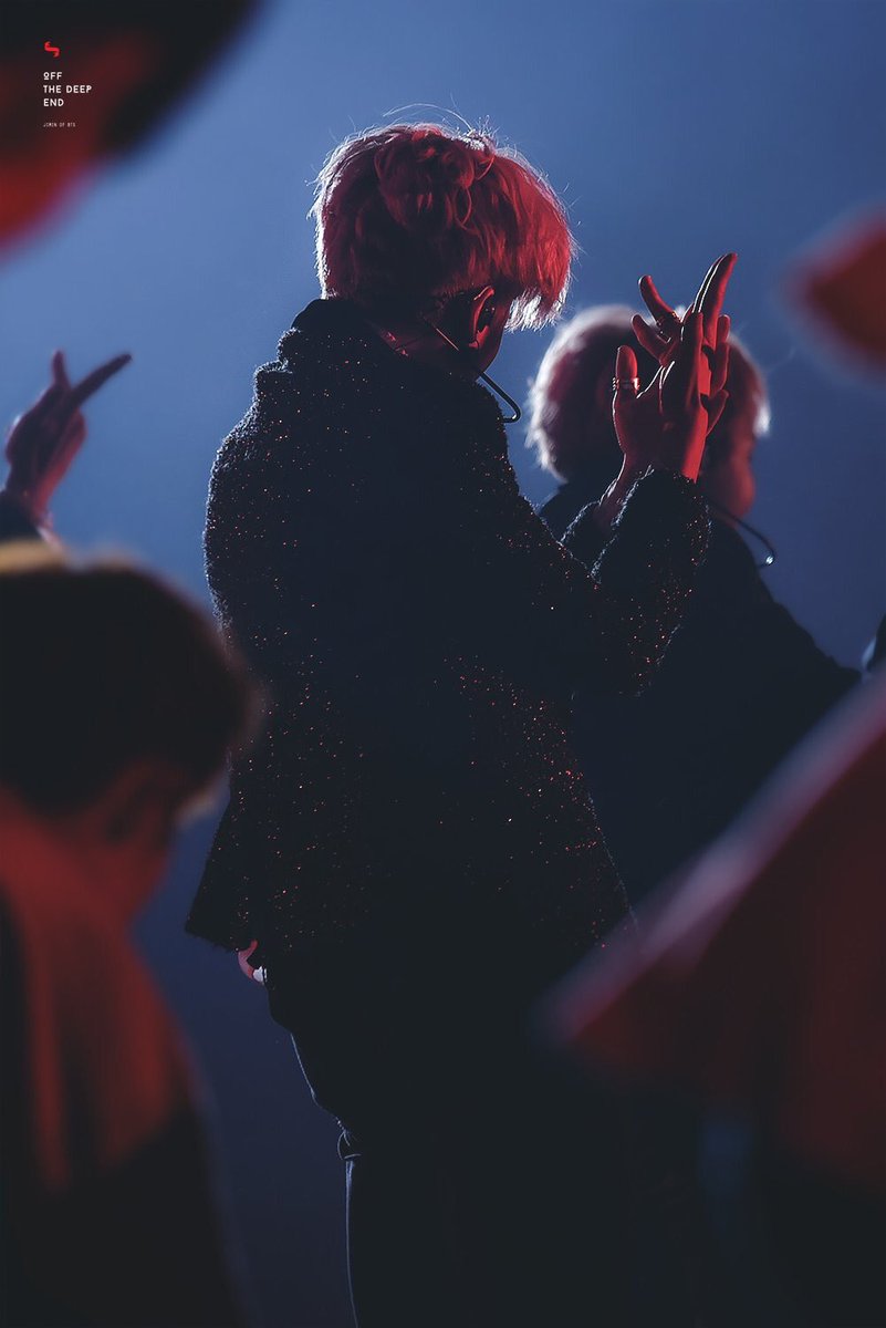 Jimin& #39;s fansites captured ethereal beautiful magical shots a thread..