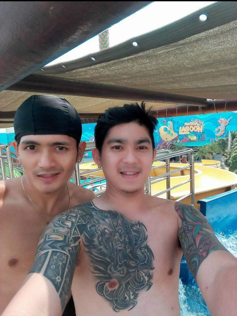 DavidAlexder's tweet photo. မညာတတ်ဘူးနော် Tatooကိုပဲ ကြည့် Gymက ကိုကိုလီး https://t.co/thtDoyXoCK