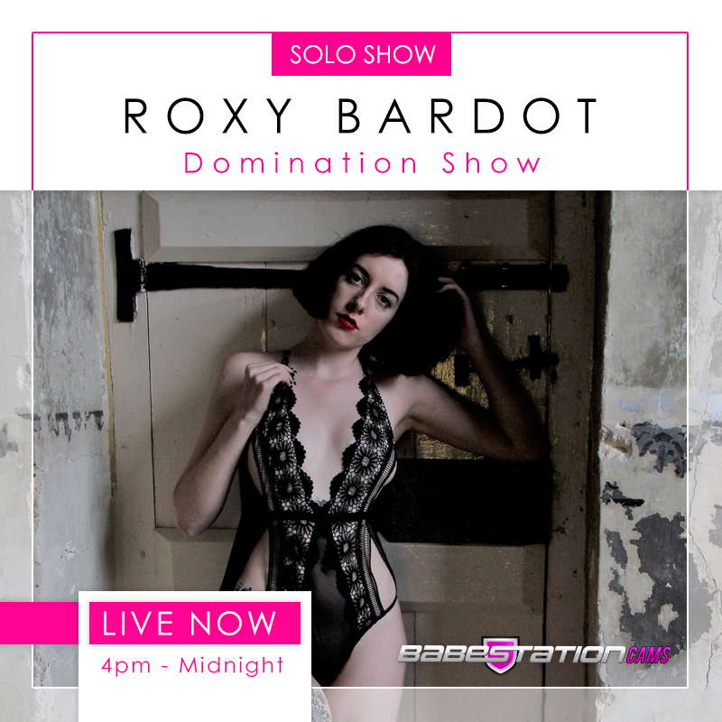 Come along and join Roxy domination show: https://t.co/6SuqJQnZL0 https://t.co/JaLMSH42Ej