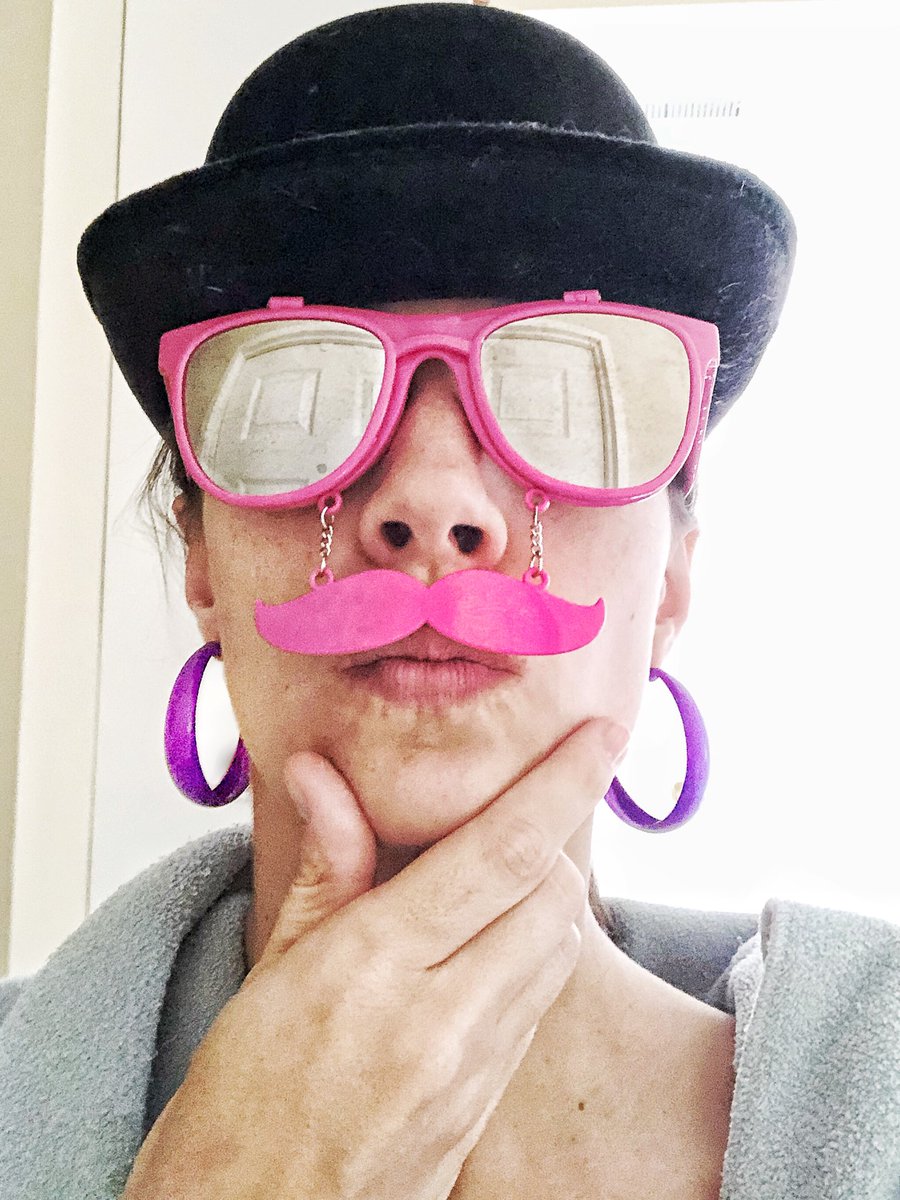 AdrienneKress's tweet photo. Day 4 of #earringchallenge:

(Wearing earrings I don’t wear often in order to keep those pierced holes happy!) Today we wear them like a proper gentleman! 🤵🏻😎💕 https://t.co/9kc8Qou5G6