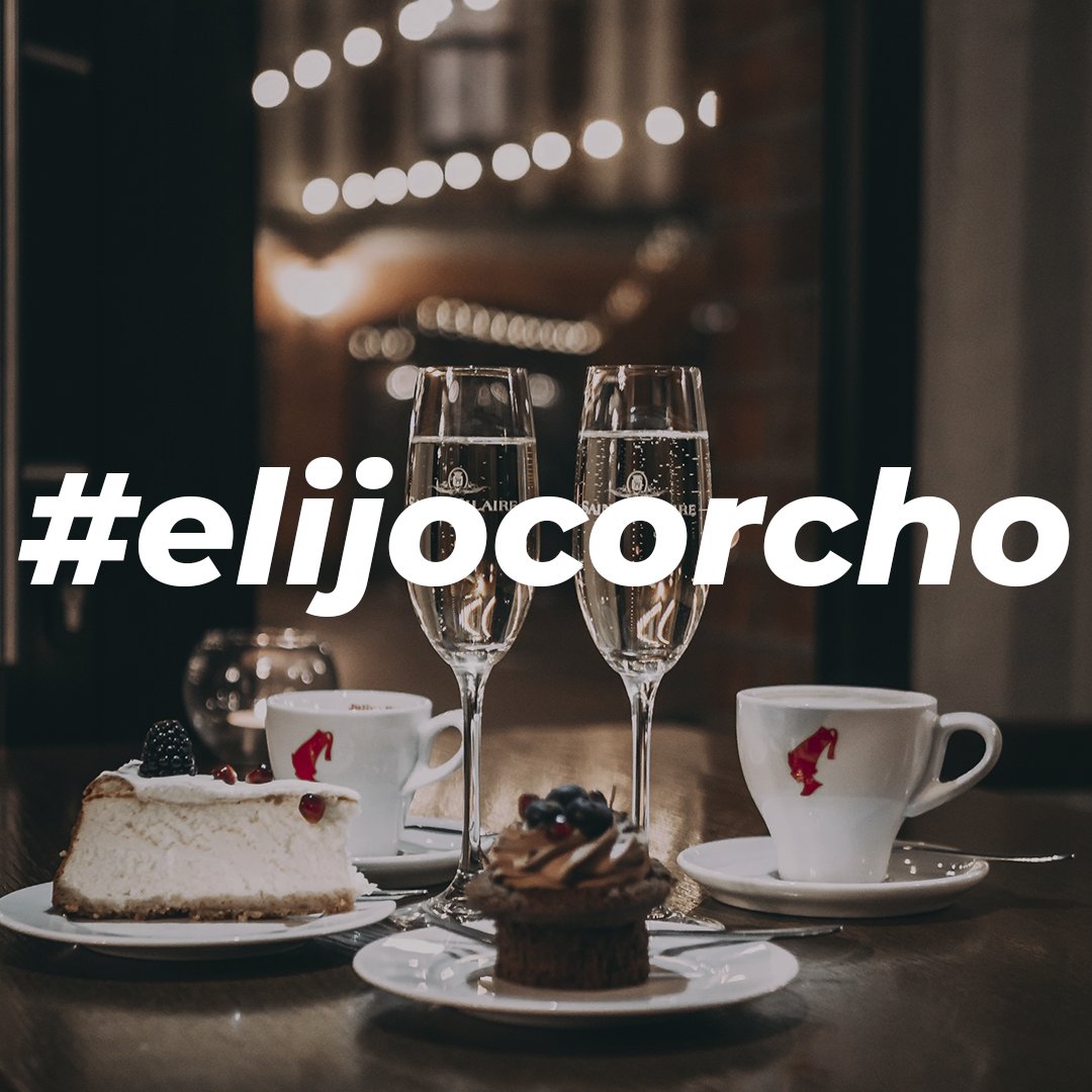re_corcho's tweet photo. Todos los días son iguales? Hoy es viernes! Celebrémoslo con una copa de vino o una de cava🥂! Y el fin de semana, ¿por qué no hacer una cata guiada? O dedicar la tarde a leer un buen libro, como el de @ZoltanCsabaNagy, 'Reinas de copas' con una copa de cava y pastel #elijocorcho https://t.co/6ri19TbMD9