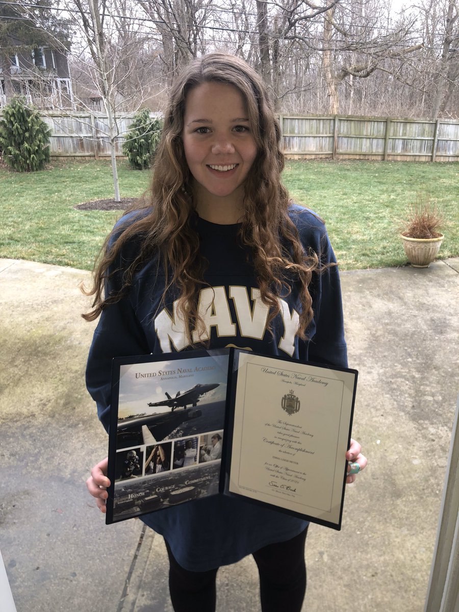 emmameyer33's tweet photo. Plebe summer countdown: 83 days!! #usna2024 #boatingschool ⛵️ https://t.co/rbddTKP3VM
