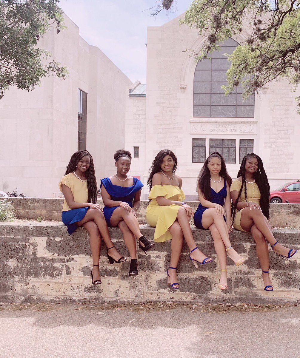 UT_SGRhos's tweet photo. 28 years of greatness!!!! 💙💛💙💛 Happy Charter Day to us!🐩 #EEEEEEEEEEEEEEEE-yip https://t.co/pHtHJzAIFc
