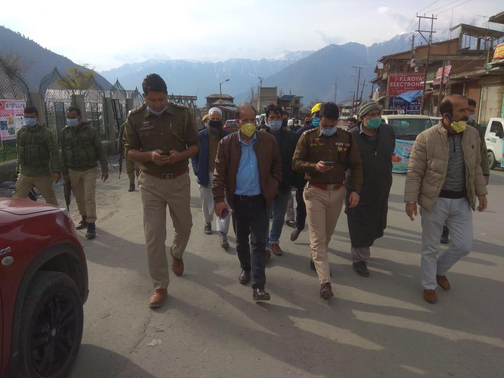 Today as we all know the pandemic crisis through out the Globe. We the municipal council team from Ganderbal took a fumigation process in sub district Kangan under the banner of municipal  m.facebook.com/story.php?stor… <a href="/Drjitendersing1/">Dr. jitender singh</a>