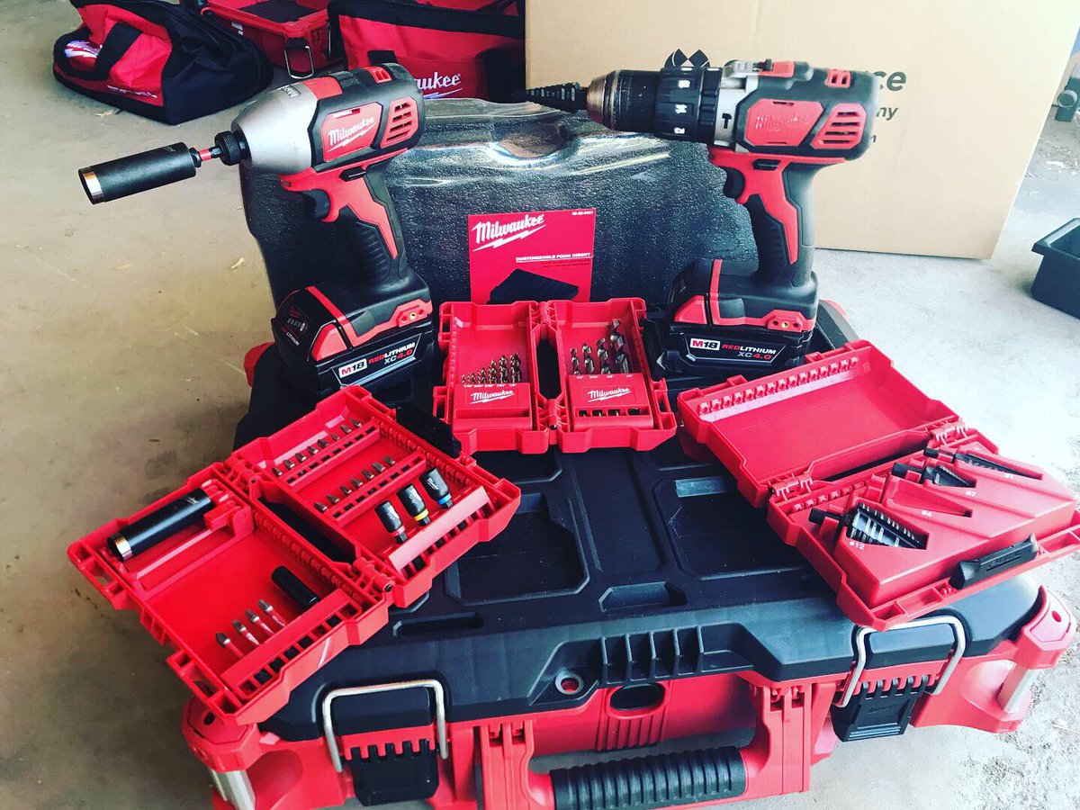 careerandteche1's tweet photo. @realdhshs #organizing for next year.. #milwaukeetools #packoutsystem https://t.co/YSaC9TPG5K