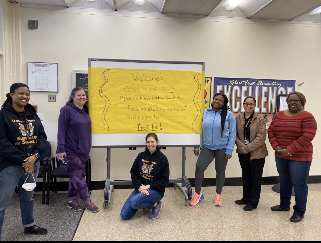 RFESroars's tweet photo. Only 1 hour left! If you haven’t already, stop by to pick up your Chromebook before 1pm! Distance learning begins on 4/14! https://t.co/DnpNxmCiRJ
