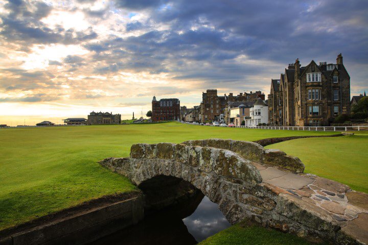 TwoInchesShort's tweet photo. Name this golf course
(wrong answers only) https://t.co/FMmHKt62i5