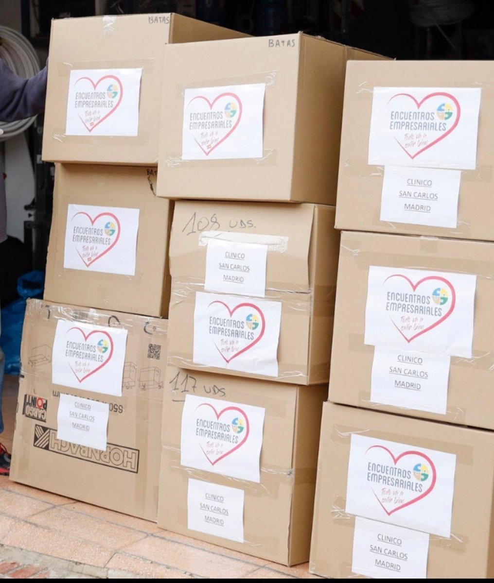 ENCUENTROS_EMP's tweet photo. La colaboración de empresas y amigos sigue llegando a los hospitales y residencias de mayores de la Comunidad Valenciana, Madrid, Murcia, Barcelona y otros muchos puntos de España en forma de batas y máscaras. De verdad que es una satisfacción estar en este proyecto:) ☺️ Gracias https://t.co/ptpSGE6MO3