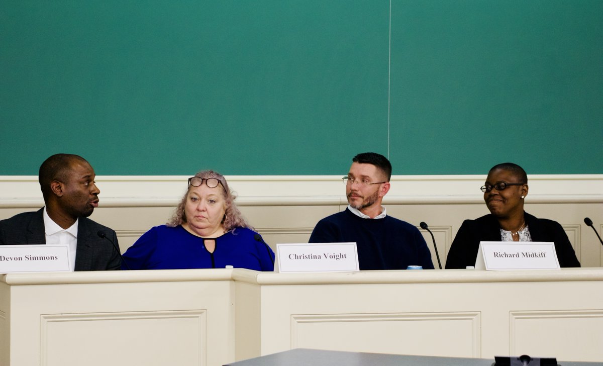 NYUBernstein's tweet photo. “It’s really important for future lawyers and current law students to be a part of the movement...people who are returning home from prison should use academic institutions for exponential impact.” @MrDevonSimmons #JLI #LegalEmpowerment

https://t.co/MxPfMUUqAW https://t.co/feiiRuGBBE