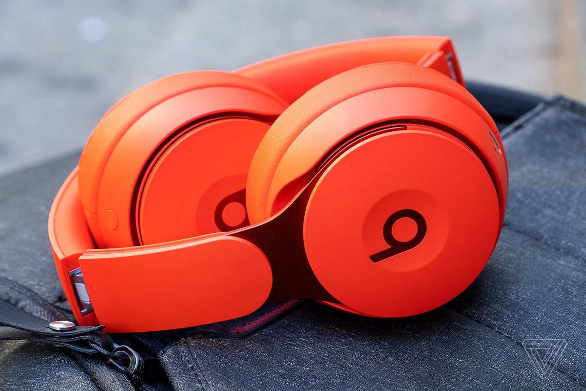 Beats and Bose noise-canceling headphones are $50 off at Amazon
