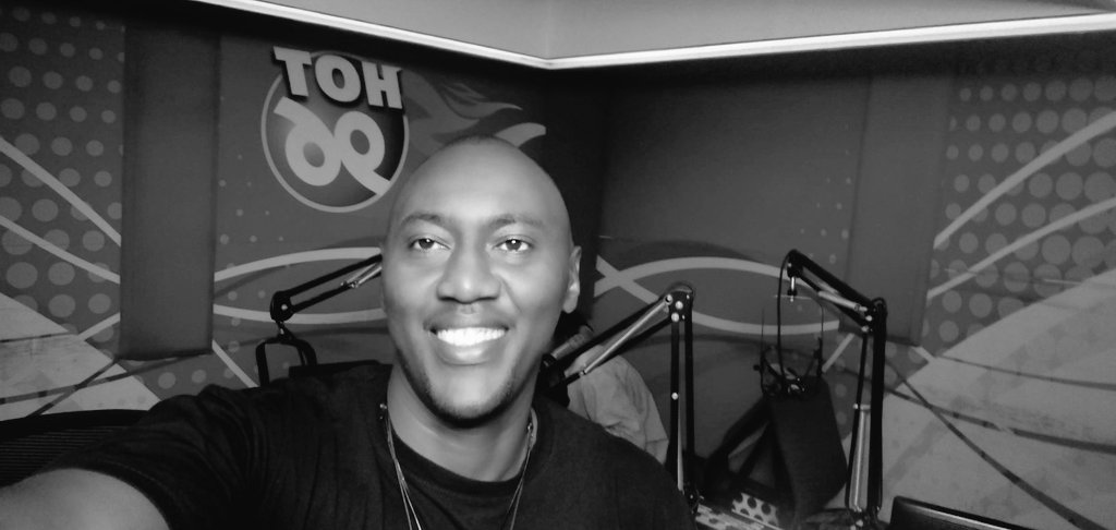 Curfew playlist 🕖🕘 <a href="/Hot_96Kenya/">HOT96</a> 📻 #Reggae 🚥 🎶 #WashYourHands #WashYourHeartToo