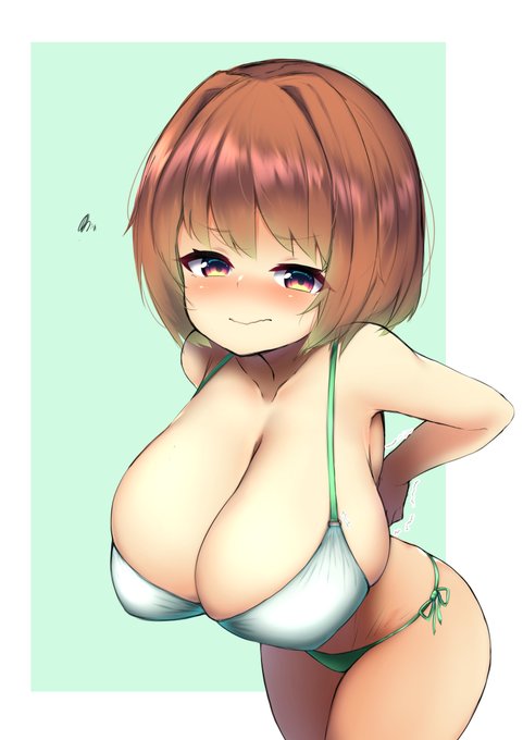 水着が弾けるおっぱい大きい彼女 