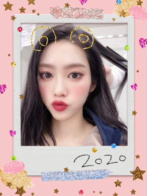 200404  #오마이걸  #OHMYGIRL Jiho's From.OHMYGIRL update [photos 6/13][ #지호  #Jiho] There are a lot of duplicates, you say...?  http://m.cafe.daum.net/-ohmygirl/XtXP/551?svc=cafeapp #HappyJihoDay 