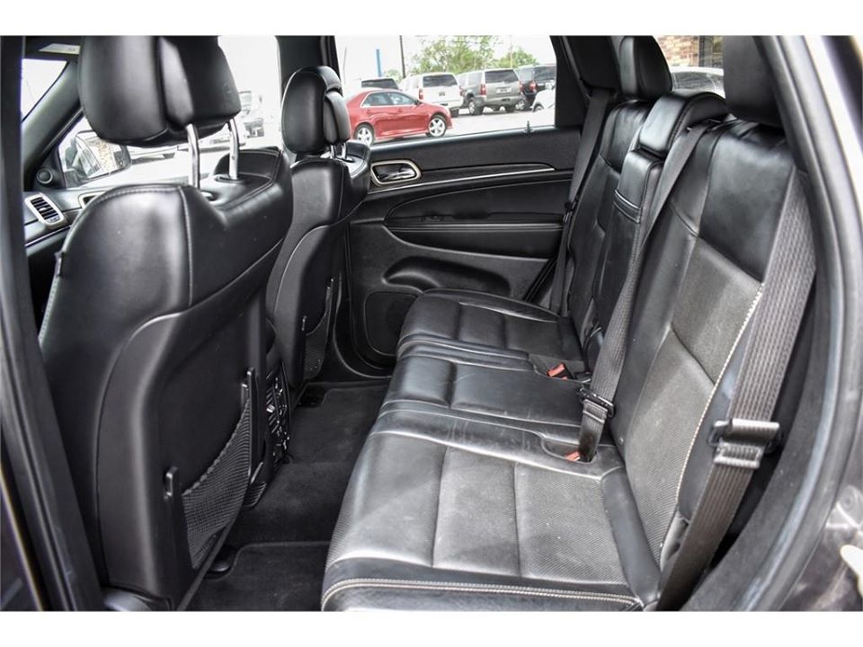 DirectAutoplex's tweet photo. This sleek 2014 #Jeep #Grand #Cherokee #Limited just arrived and will NOT stick around long! 🙌🏻 Click here to learn more: https://t.co/SSWRWsDqWz https://t.co/yA9bAQNAeR
