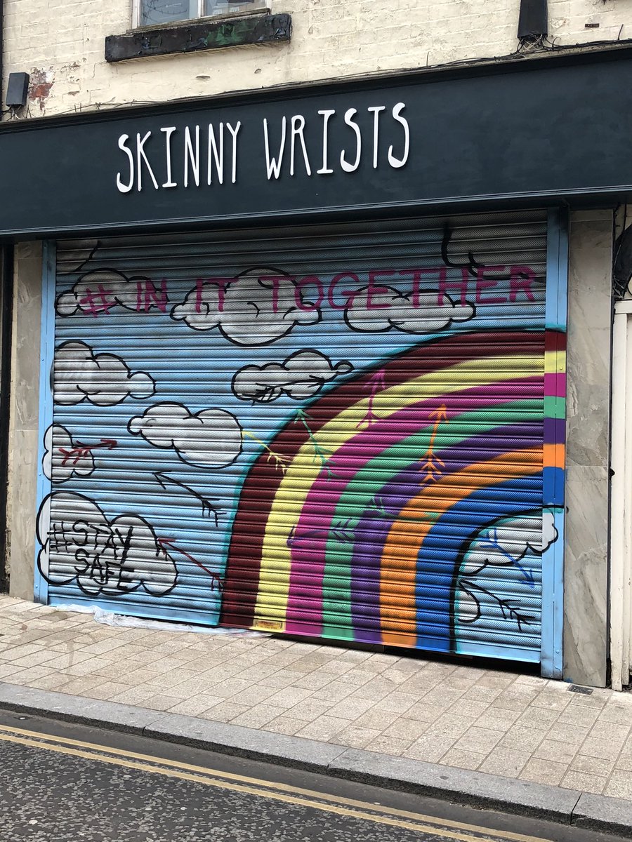 BrewEdClee's tweet photo. How super are these shutters, spotted on our permitted outside exercise time #NHS #StaySafe #Cleethorpes #InItTogether #StPetersAve #SeaViewStreet https://t.co/MjfA1JrGFn