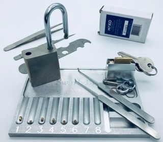 This morning while working on filming a #lockpicking demonstration of a <a href="/makolocks/">MAKO Locks</a> using <a href="/SouthOrdPicks/">SouthOrd Lock Picks</a> deforrest half ball &amp; it gave me a run for my money, then opened up all over the table... real nice! Well done On this one <a href="/makolocks/">MAKO Locks</a> #locksport