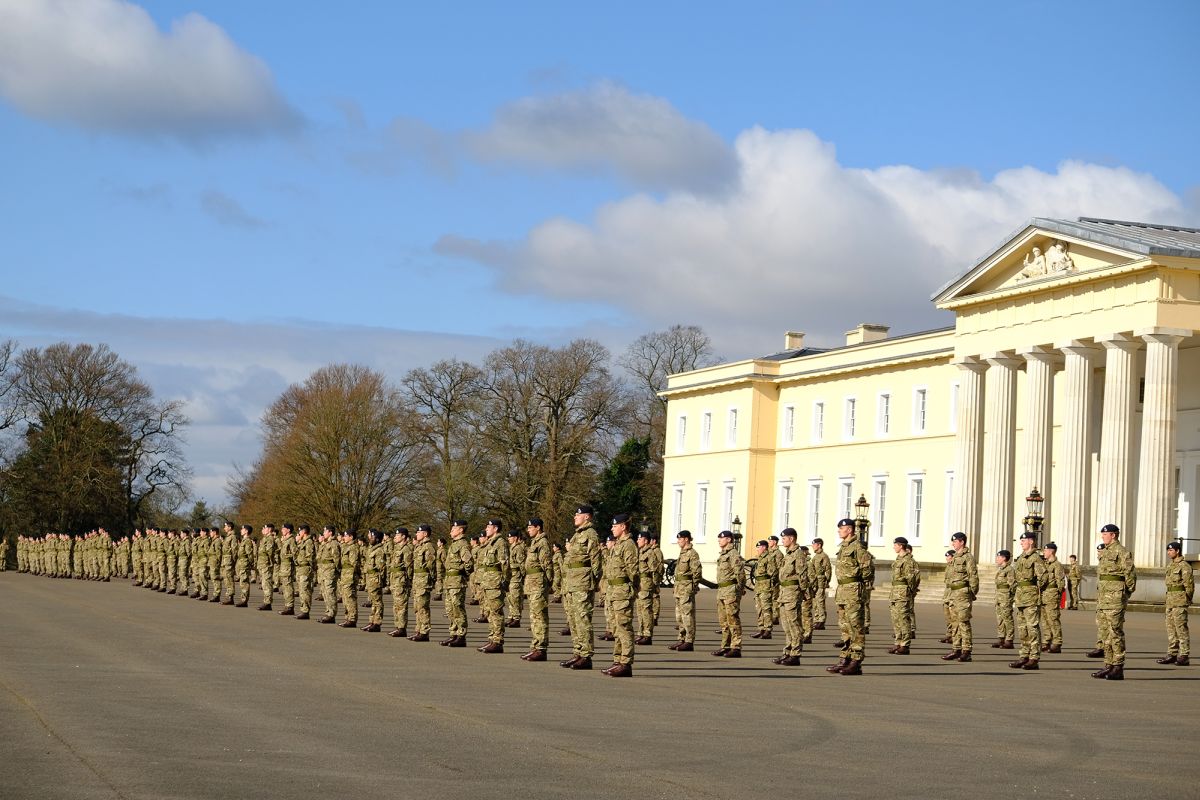 Following #SocialDistancing rules, 158 UK and 21 international officer cadets commissioned from Sandhurst, with a private parade on 2 Apr instead of The Sovereign’s Parade. They now join their regts and corps or the armies of 14 partner nations. #InThisTogether @BritishArmy