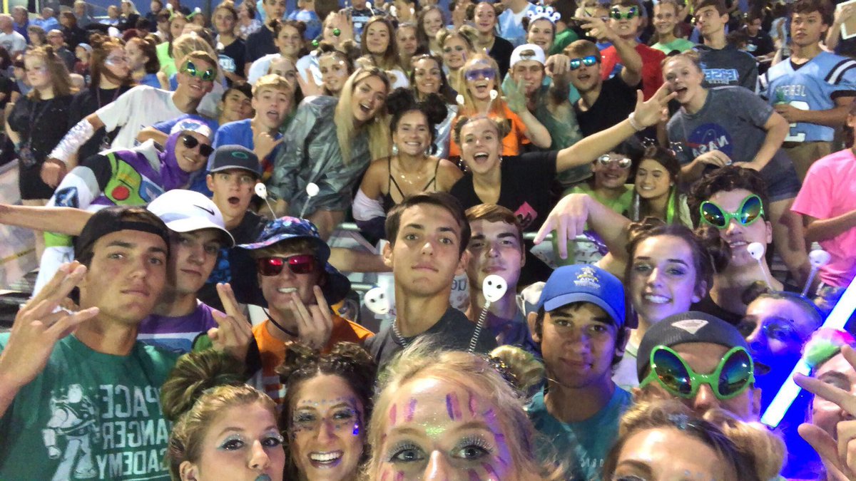 🌀Let’s help our amazing yearbook staff🌀 I’ll start!