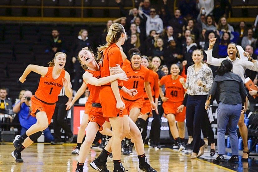 PrincetonWBB's tweet photo. We miss @julcunningham4 too, Maggie‼️🥺🤗
#FireMeUpFriday 🗣🔥
#ToTheMax 🔊📶 https://t.co/i3SNNWoG0h