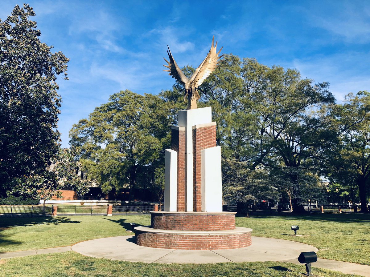 Winthrop University tweet media