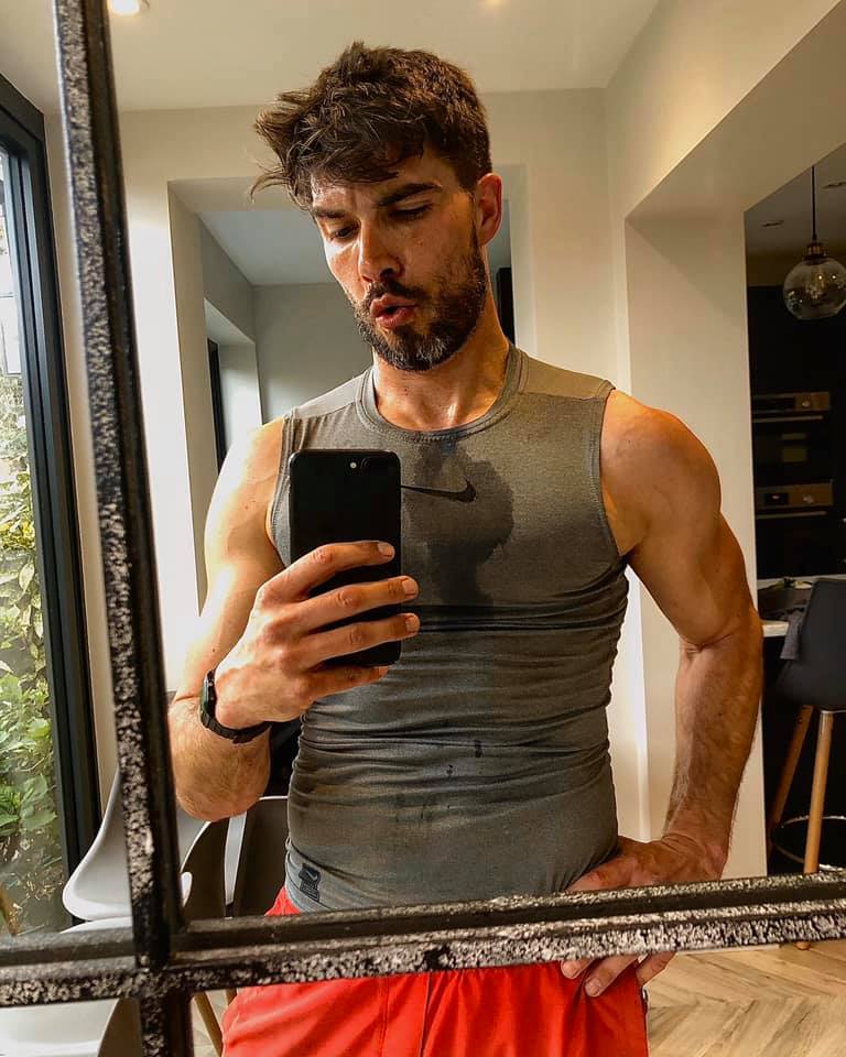 SWLdnFitness's tweet photo. Start your weekend right with a 9am home workout with Jack live on Instagram and YouTube. 

#stayathome #homeworkout #fitness #stayfit #stayactive #jackgreenfitness #leangreenmachine #bootcamp21 #bootcamp #hiit #WorkoutFromHome https://t.co/gFty0x9EqL