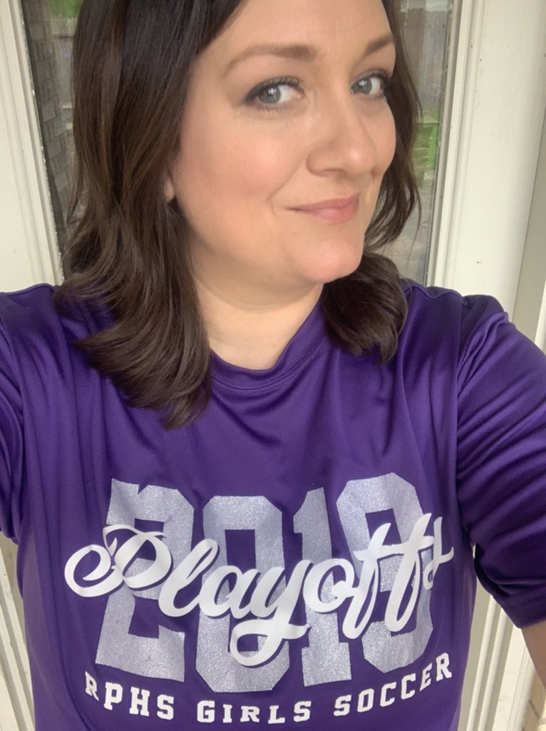 lori_montelongo's tweet photo. Purple Friday! I’m sporting my Panther purple and supporting @RPHSGirlsSoccer today for Spirit Week! @RPHS_Panthers #PantherSpirit20 #PantherWeek20 #PantherOnline20 #PantherLearning20 @FBISDAthletics @FortBendISD https://t.co/Bk18a7DolS