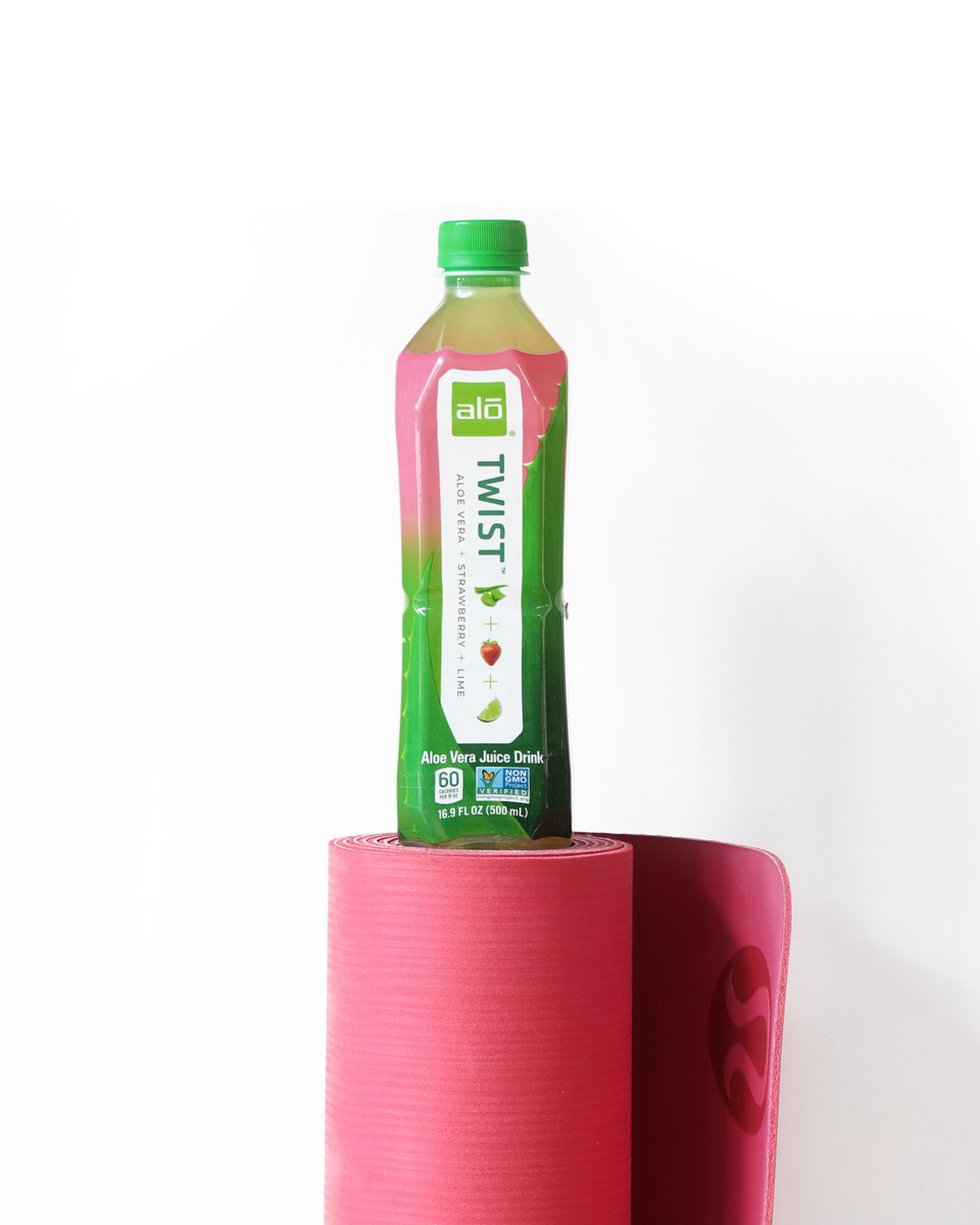 ALOdrink's tweet photo. Twist now, (ALO) Twist later π§π»ββοΈπ With nourishing aloe vera and fresh fruit flavors, our functional drinks are designed to #makeyourbodysing https://t.co/ZblpzE42rv