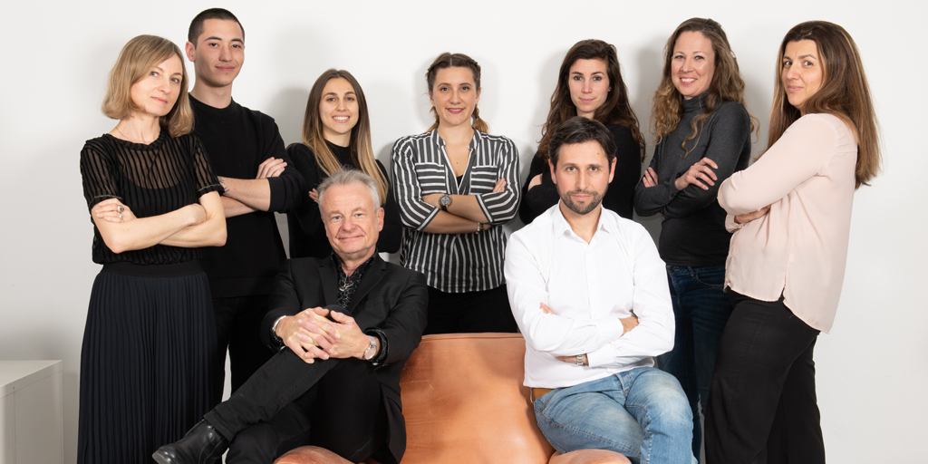 AgenceComDZ's tweet photo. [#Actu #CotedAzurFrance] @ZenCom06 et DPI Design deviennent #ComDZ !
#fusion #RegionSud #Communication #Marketing https://t.co/3O8Jc1aIbO