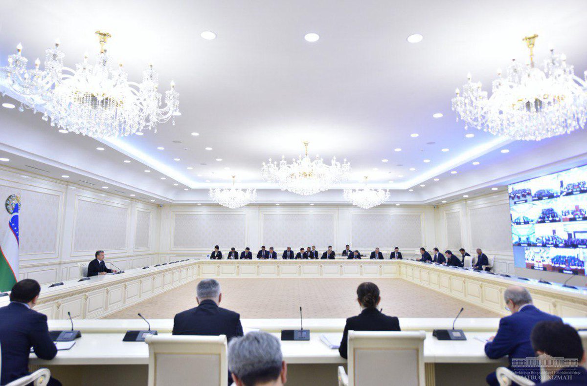 president_uz's tweet photo. No entrepreneur will be left alone in trouble. Shavkat Mirziyoyev discusses measures to help out small business, industrial enterprises, artisans amid economic slowdown.
#Mirziyoyev #Uzbekistan #coronavirus #pandemic #mitigateimpact #economy #industry #supportbusiness https://t.co/LAwwbPVHIA