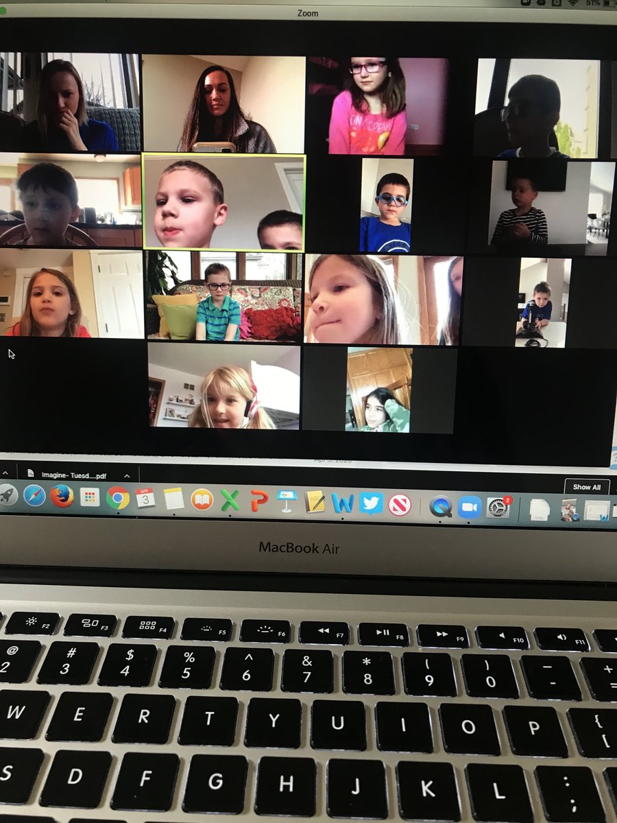 emajerczyk1's tweet photo. It was so much fun popping into all of your rooms today!  @KolpakLaura @MrsHoblin @barbstyrczula @ctlbulldogs https://t.co/uDr7scGBun