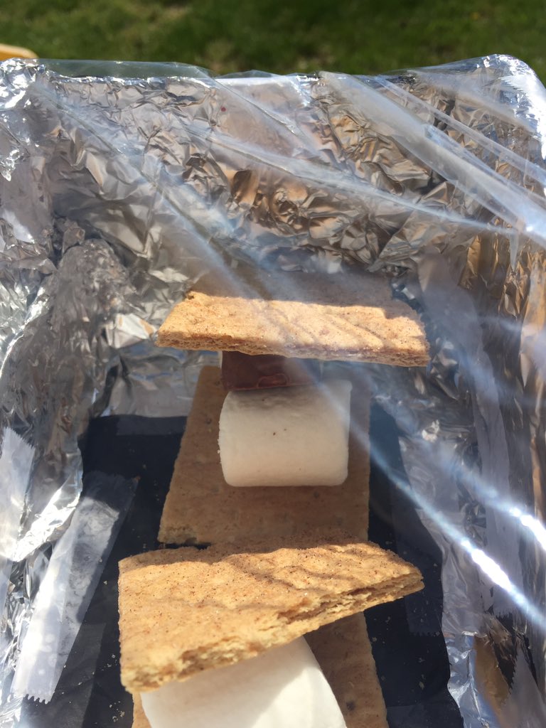 Callie’s STEM project-a solar oven and a smile. It makes me happy to see students making the best of learning at home. <a href="/JAE_stem/">JackAndersonElemSTEM</a>