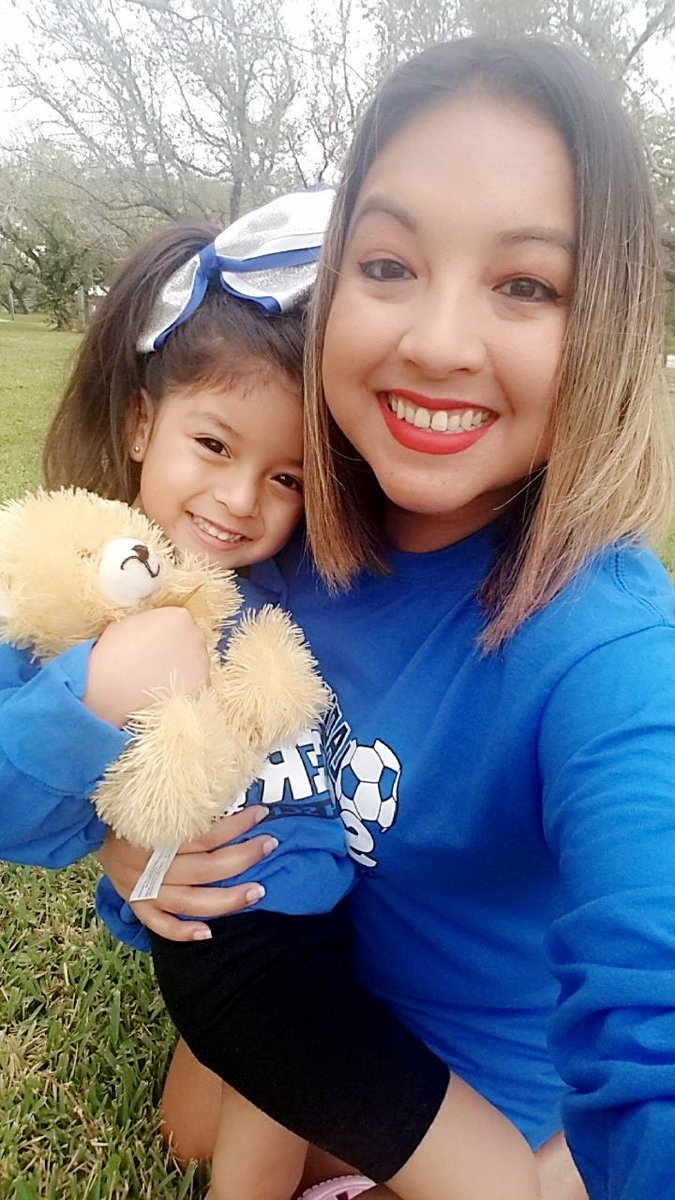 IhsProfe's tweet photo. Bringing awareness to Child Abuse Prevention Month and Autism Awareness Month #WearBlueDay2020  #inglesideStuCo #inglesideHS  #ihsallin https://t.co/XuPX4bgem4