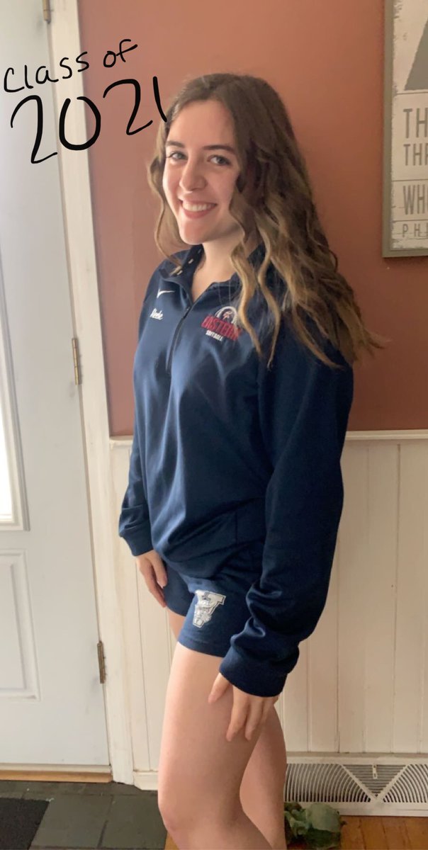 eccrsd2021's tweet photo. @ERHS_PRIDE Evelyn wearing eastern softball apparel! https://t.co/6aP5MDvmZD
