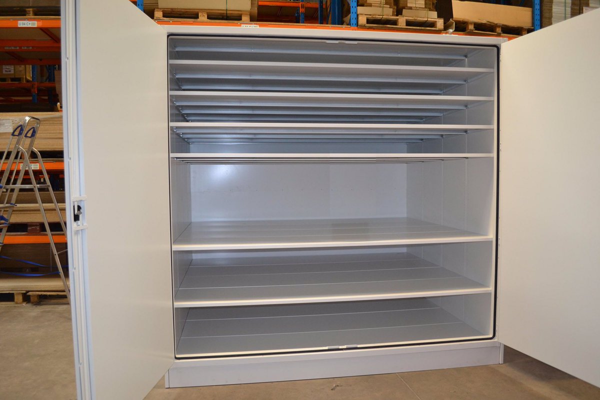 Rotadex's tweet image. Now that’s what you call a large art storage cabinet! #rotadex #artstorage #MadeInBritain #museumstorage #archives