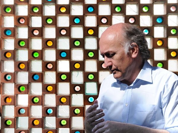 Muy impactado por la muerte de Fernando Alvarez.Lo conocí en el bar de la ETSAB en 1986,y con un café me invito a trabajar con Isozaki en el Palau.Desde allí,una larga amistad. Sensibilidad,inteligencia, amor a la Historia y la Arquitectura.Y Bonet!,que sería de su legado sin el!