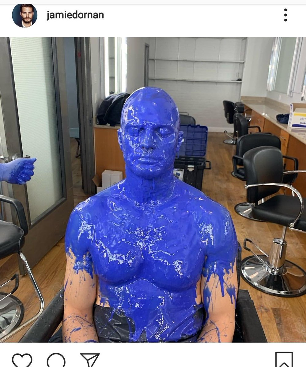ladykick_'s tweet photo. Il nosro #JamieDornan è tornato sui social postando su ig questa foto, con tanto di frase " SELF ISOLATION MADE ME DO IT"....

A suo modo anche lui ci fa sapere esserci vicino.... https://t.co/bW1YehQsXG
