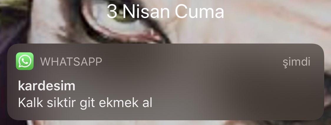 elim ayagım titriyo sinirden