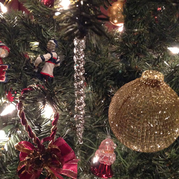 GlassHawaii's tweet image. etsy.com/listing/650461… #Setof6 #Suncatchers #BoroGlass #Handmade #etsyspecialt #integritytt