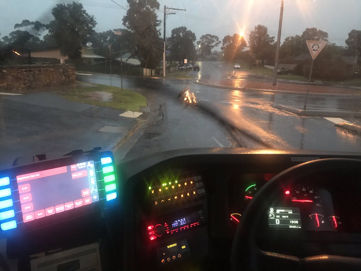 randlbearman's tweet photo. 50mm rain over 12 hours at home Big Hill Bendigo was fantastic, but a shit to drive in , #weather #rain #freshness https://t.co/nRMOcZQ51e