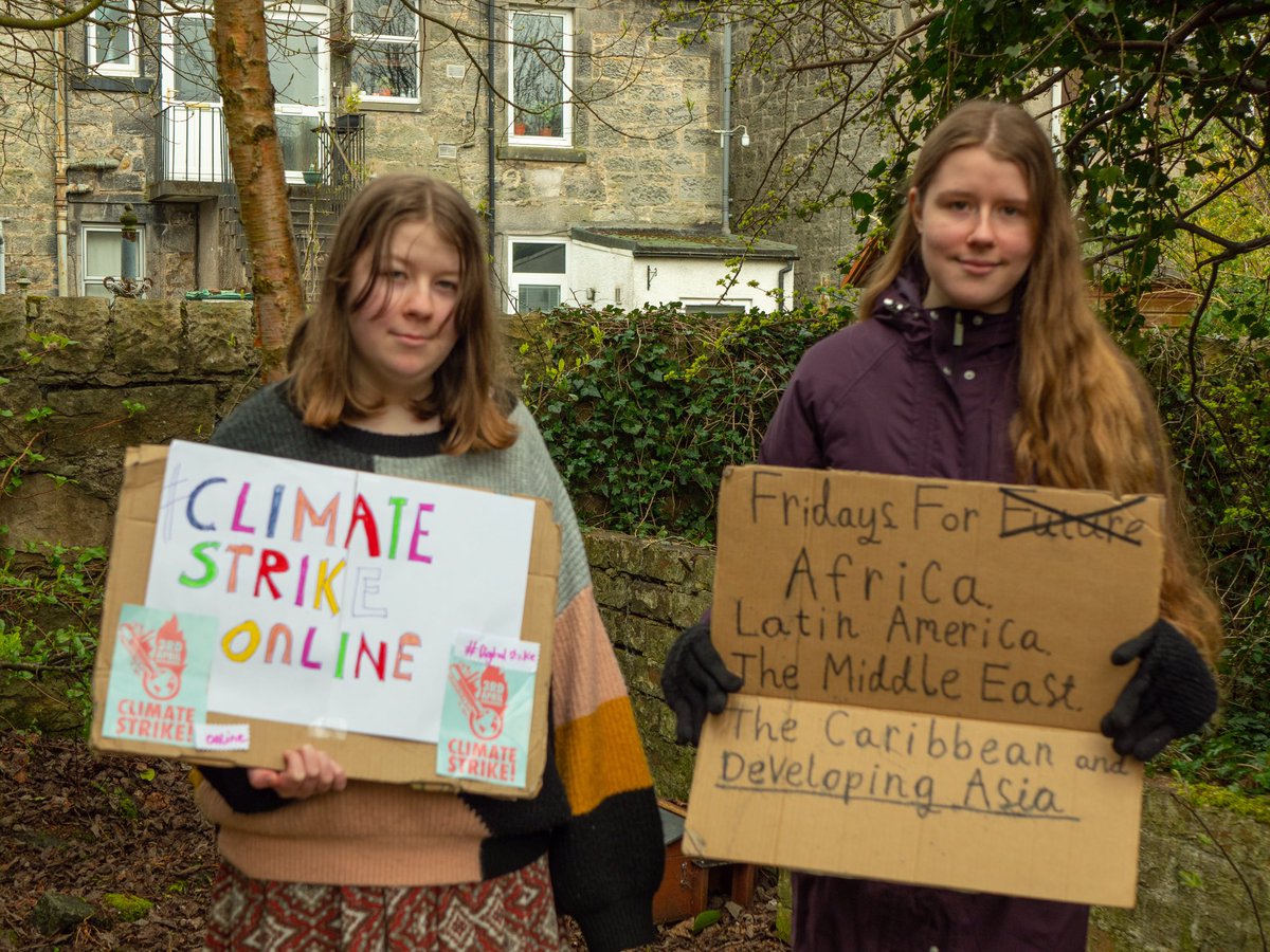 mum_pumpkin's tweet photo. Week 59 #YouthStrike4Climate #schoolstrike4climate         Week4 #ClimateStrikeOnline #digitalstrikescotland 🏴󠁧󠁢󠁳󠁣󠁴󠁿#DunfermlineClimateStrike                Love💚,peace🕊&amp; solidarity to #ClimateStrikers Globally #FridaysForFuture #FlattenTheCurve #StayAtHomeSaveLives @edinburgh_sycs https://t.co/FjAH4yiUkT