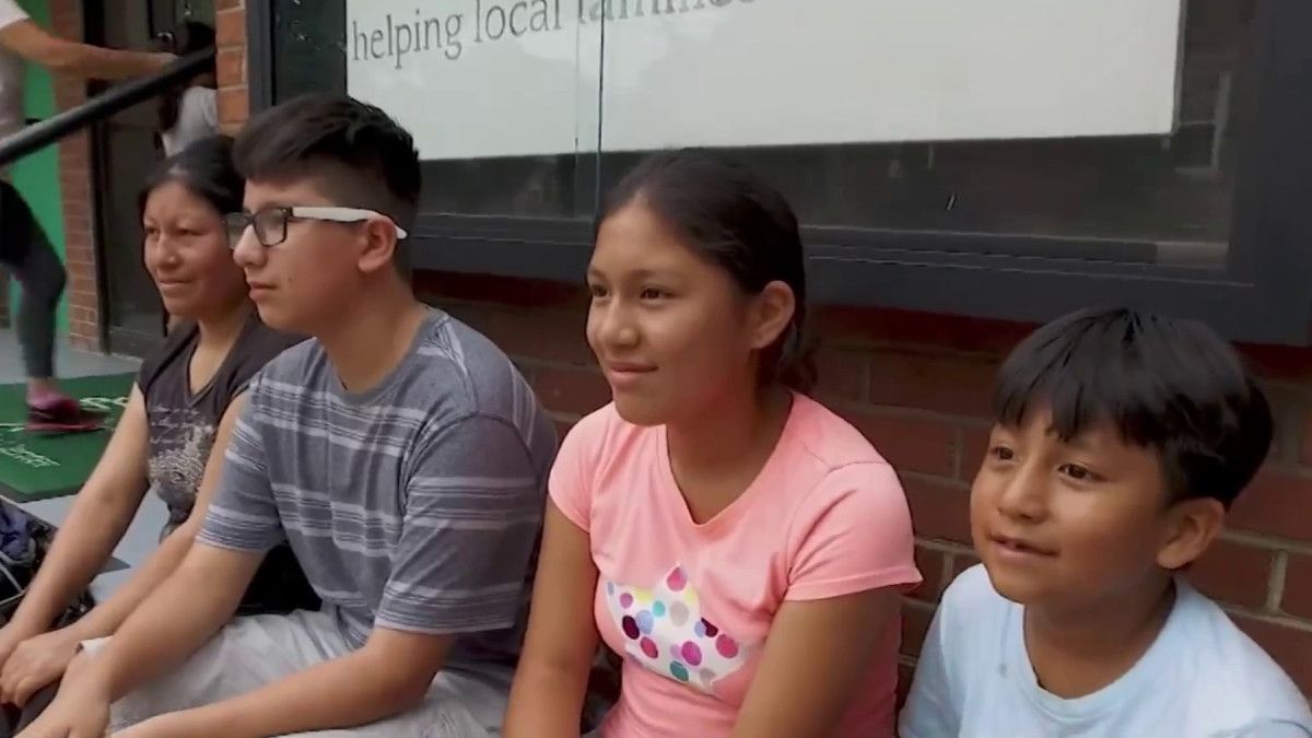 NJDCF's tweet photo. 👏Shoutout to the Bergen Family Center, one of our School Based Youth Services Programs! 

They've adapted to #stayingathome by bringing their services online. Students are still meeting and learning through video calls. 💻🙋

Check out their work: https://t.co/7uTbNUThH0 https://t.co/haO43WDHP0
