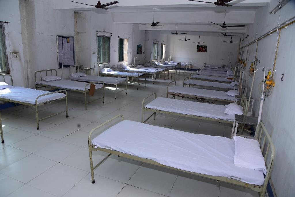 The government of Odisha has today initiated 3rd dedicated and isolated COVID-19 hospital at Hitech medical campus, Rourkela. This 200 bedded COVID hospital includes isolation wards, ventilator support and ICU.