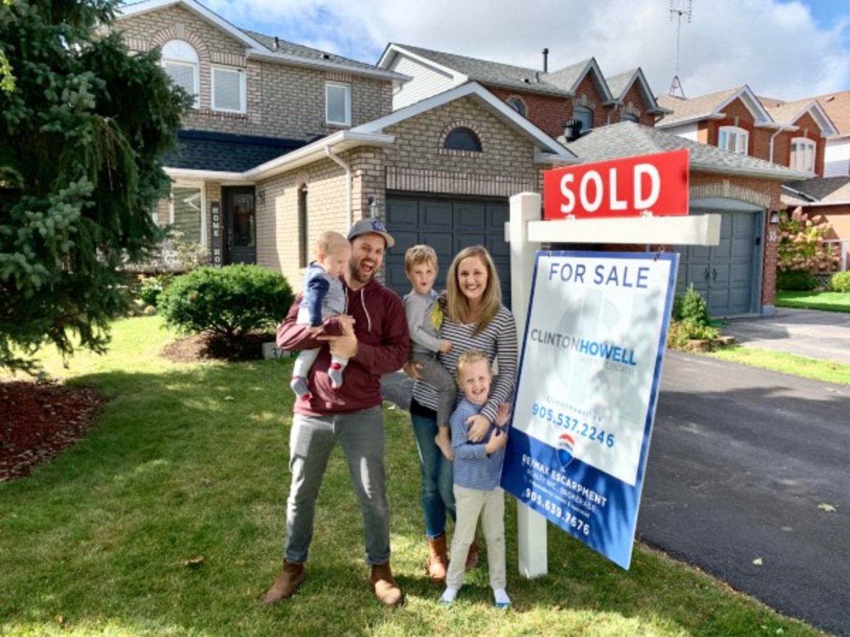 ThisIsBurlOn's tweet photo. Deciding to Buy a #Home or #Property in #Burlington, #Waterdown, #Ancaster by Clinton Howell Now, it is time to find the right property for you. Get to know the #neighborhoods, which interest you. #BurlOn
https://t.co/QhyO9yBbCj https://t.co/uwES3OiTJb