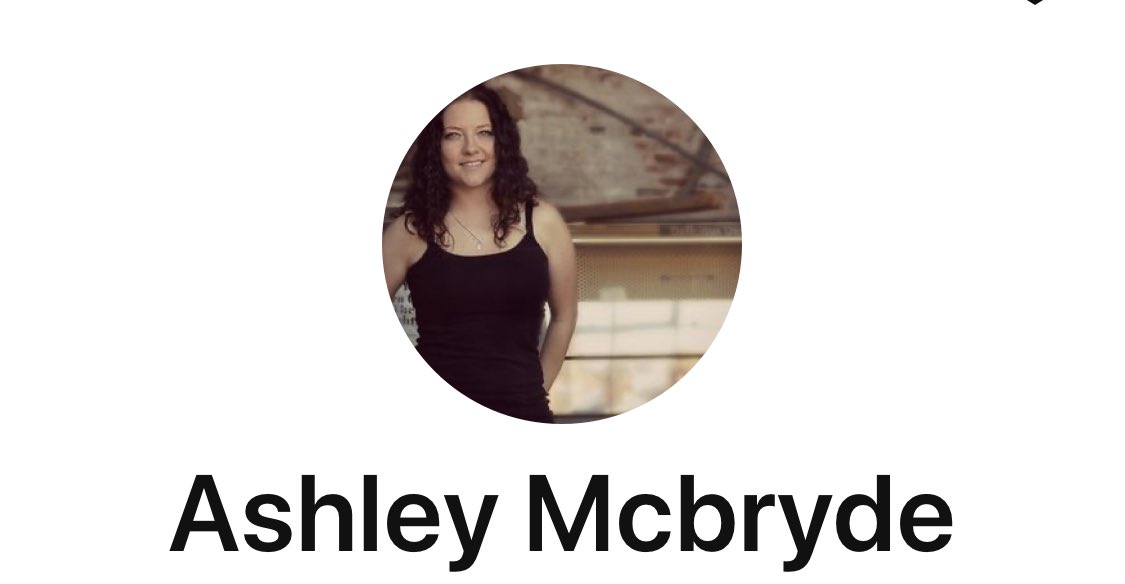 Friends there’s some fake Pinterest account asking people for money. I’d never do that. THIS is my Pinterest profile. This old photo is how long it’s been since I used Pinterest. If you get a DM from some recent photo it’s a fake. Carry on!!