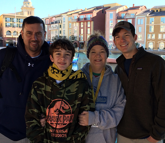 BroMockingbird's tweet photo. Here is a picture of me and my boys. I miss my oldest son and it is so hard to be away from him during this time. I hope you are able to be with your loved ones during these times.  Stay safe.

#missingmykid #stayathome #family https://t.co/ve3S8uwjfW