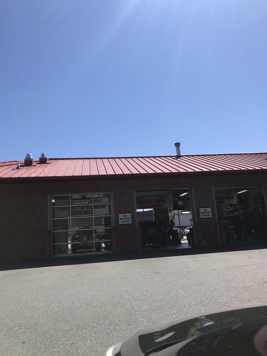 Day 22 without baseballMy favorite spot for an oil change in Zebulon! Supporting Victory Lane Quick Oil Change, one of the many community partners of the Mudcats that is still hard at work.Find a way to support these businesses:  https://www.milb.com/carolina-mudcats/fans/partner-resources