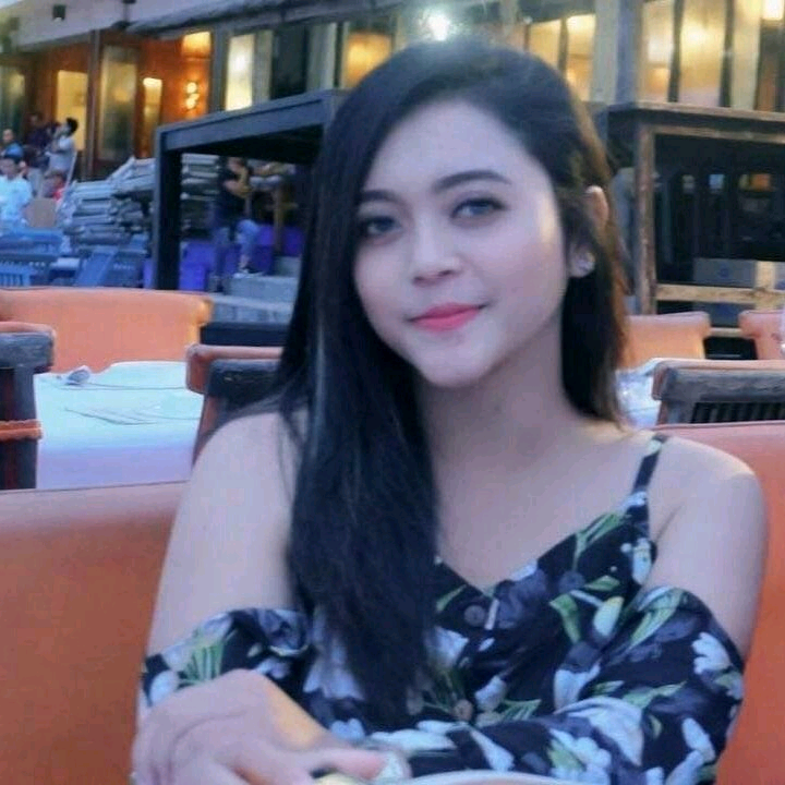 Simsonawom3's tweet photo. Ya ampun, studio siaran ini sangat manarik! https://t.co/e9sHoEOAXw #YomeLive https://t.co/0T4YNJvITe