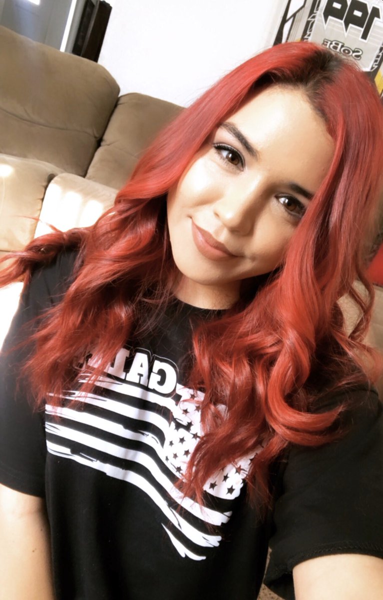 AlyssaMC924's tweet photo. All dolled up and ready for nothin🙃 #stayhome https://t.co/6aUUnL6k5i